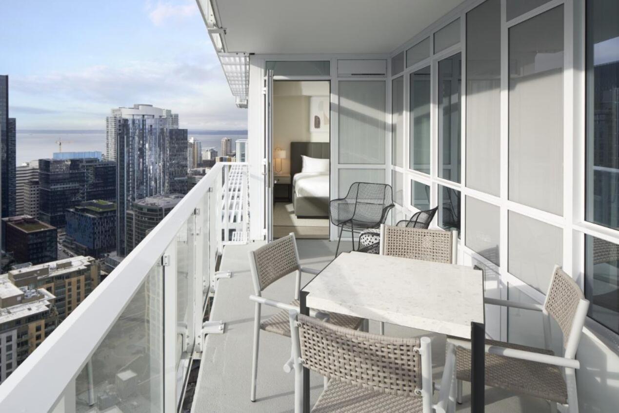 Level Downtown South Union 5* Seattle