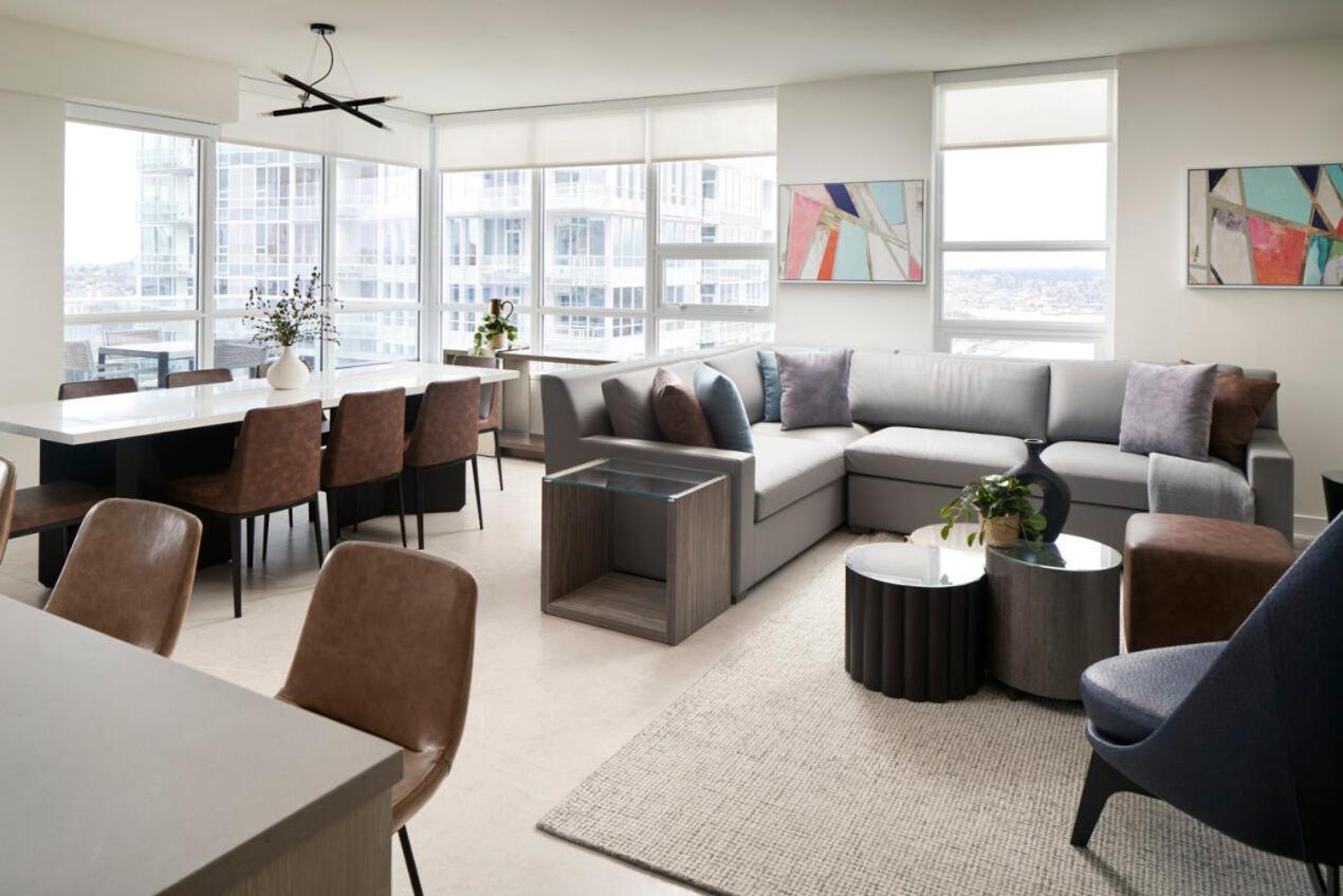 Hotel Level Downtown South Union Seattle