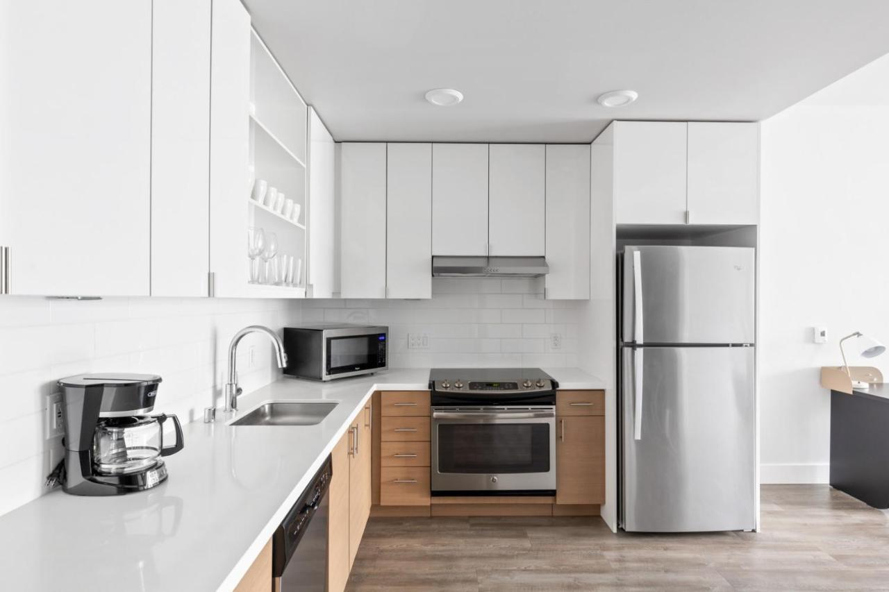 S Union 1br W Gym Wd Nr Denny Park Sea-367 Apartment Seattle