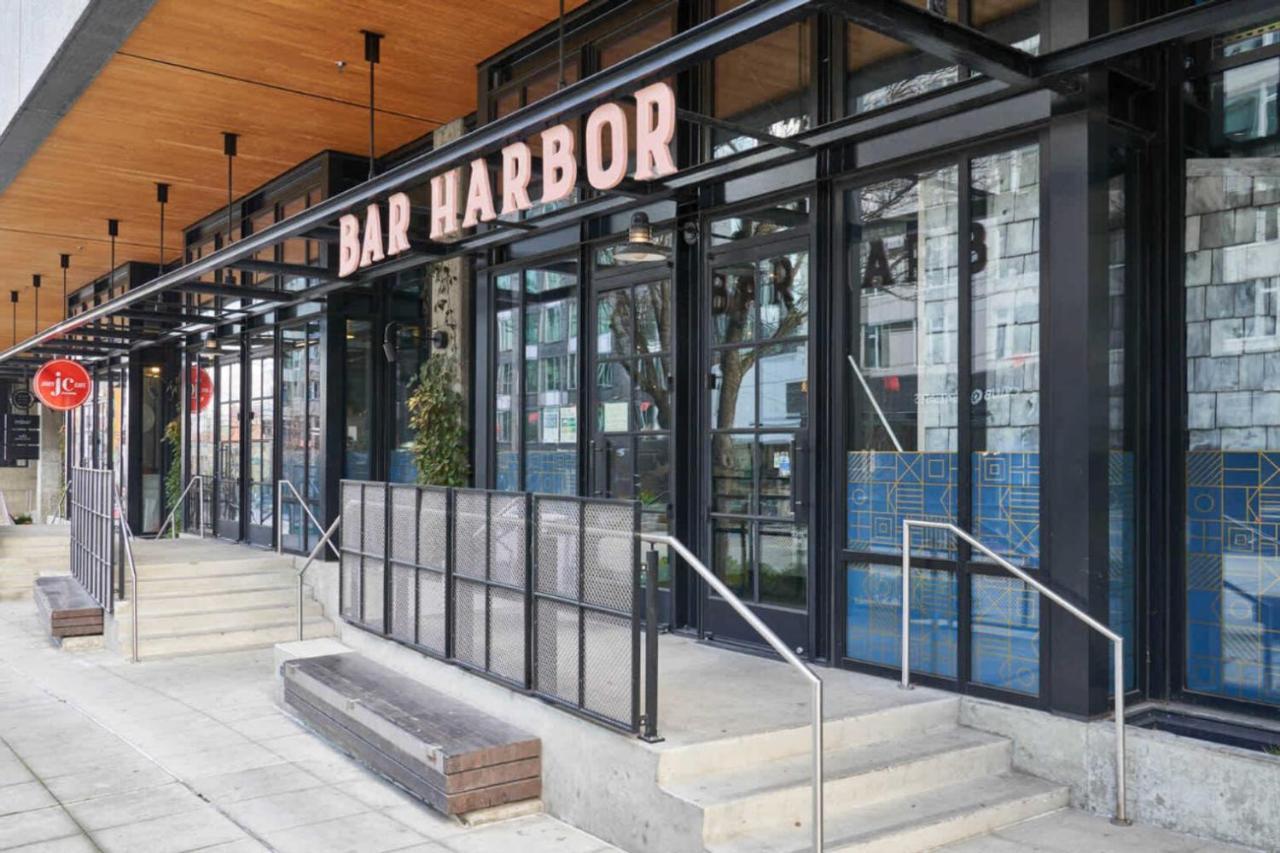 S Union 1br W Gym Wd Nr Denny Park Sea-367 Seattle