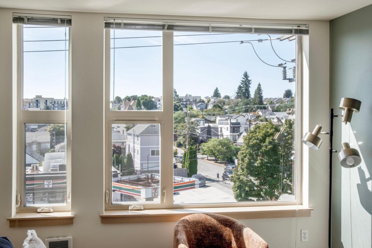 Wallingford Jr 1br W Shuffleboard Nr Shops Sea-625