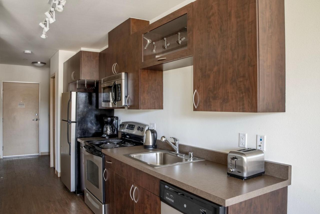 Apartment Wallingford Jr 1br W Shuffleboard Nr Shops Sea-625