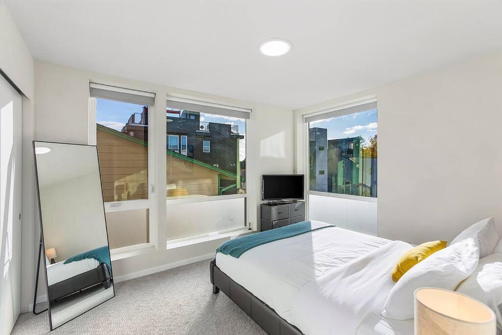 Apartment Red Maple Retreat In Leschi