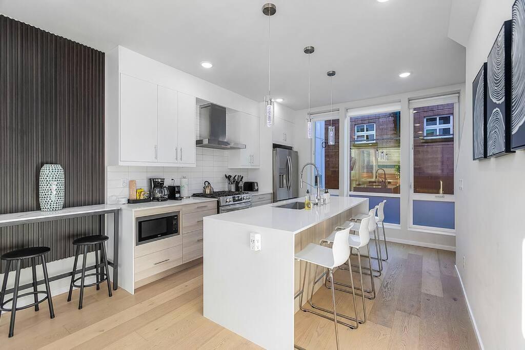 Apartment Red Maple Retreat In Leschi Seattle