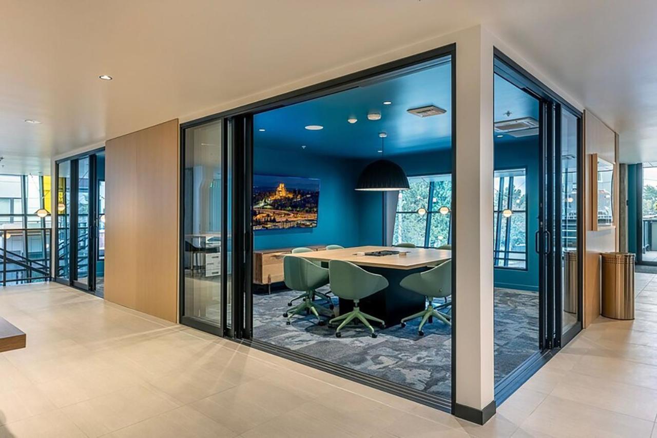 District 1br W Gym Pets Nr Dining Sea-642 Seattle