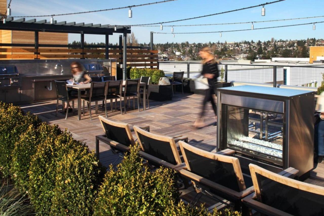 Ballard W Bbq Wd Nr Shops Sea-647 Apartment *