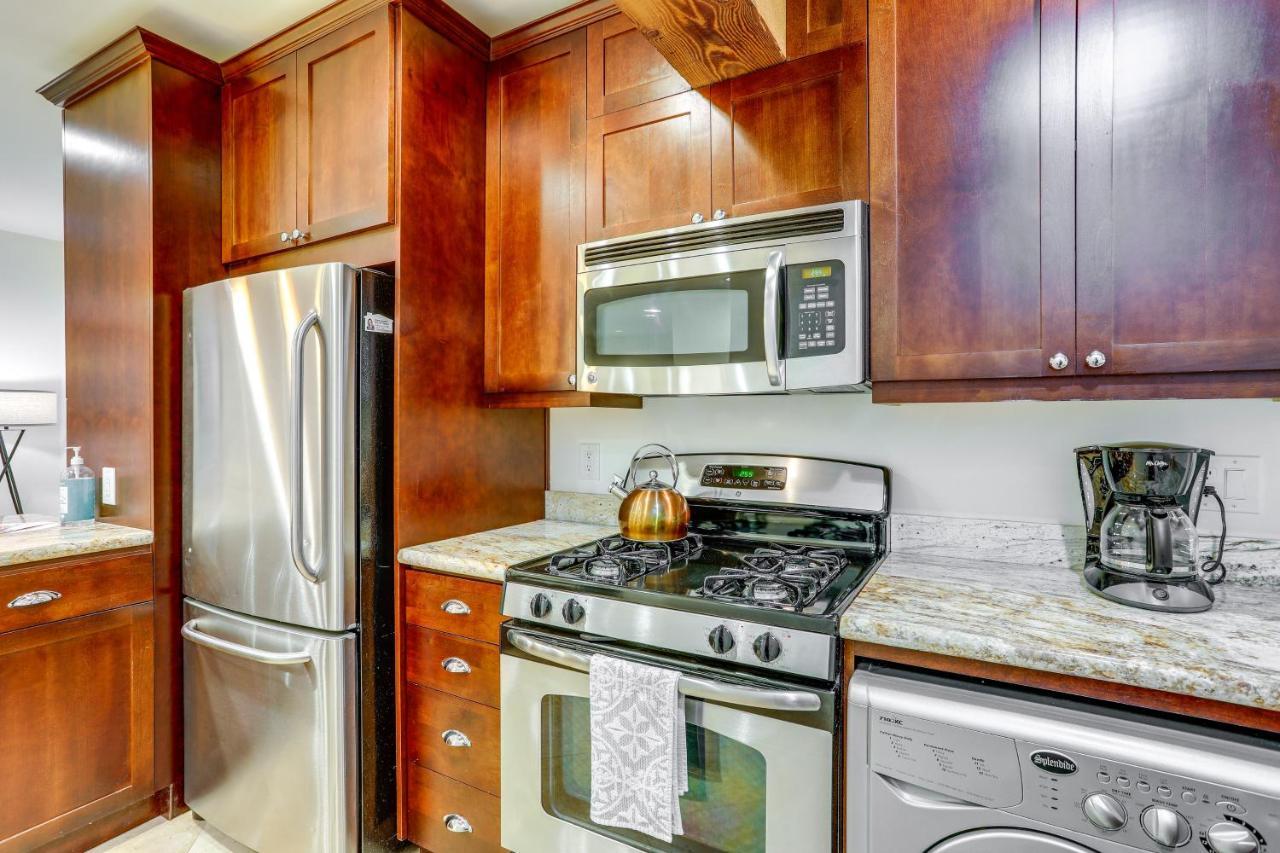 With Parking, Near Space Needle! Apartment