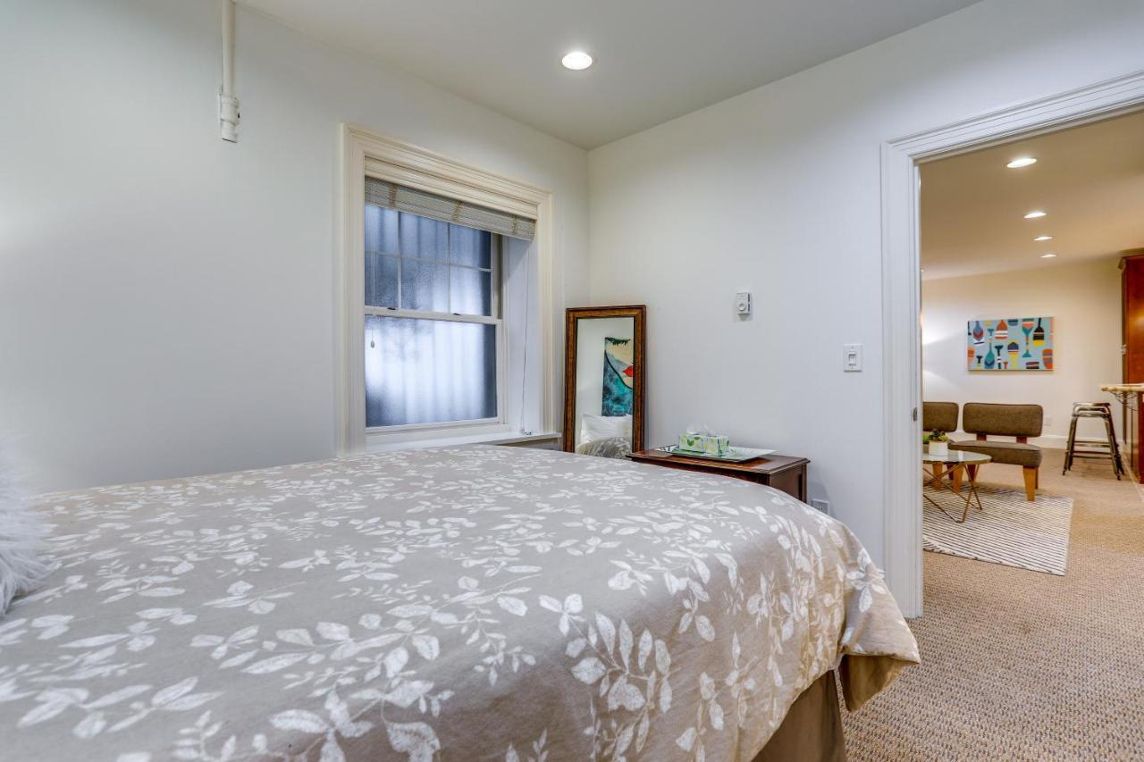 Apartment With Parking, Near Space Needle! *