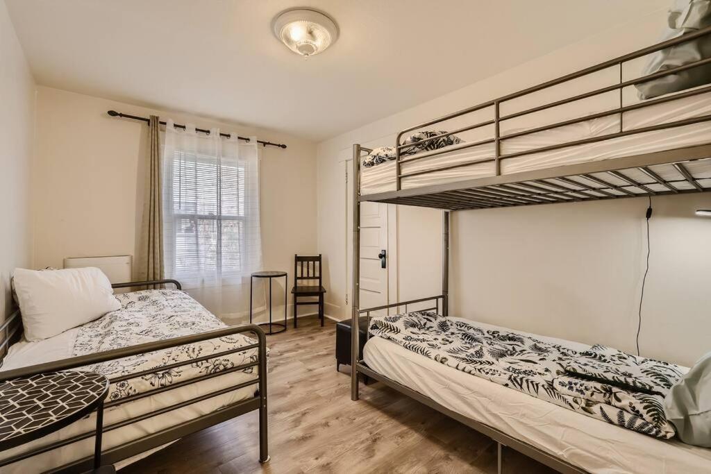 Apartment Prime Location Walk To Attractions W Free Parking *
