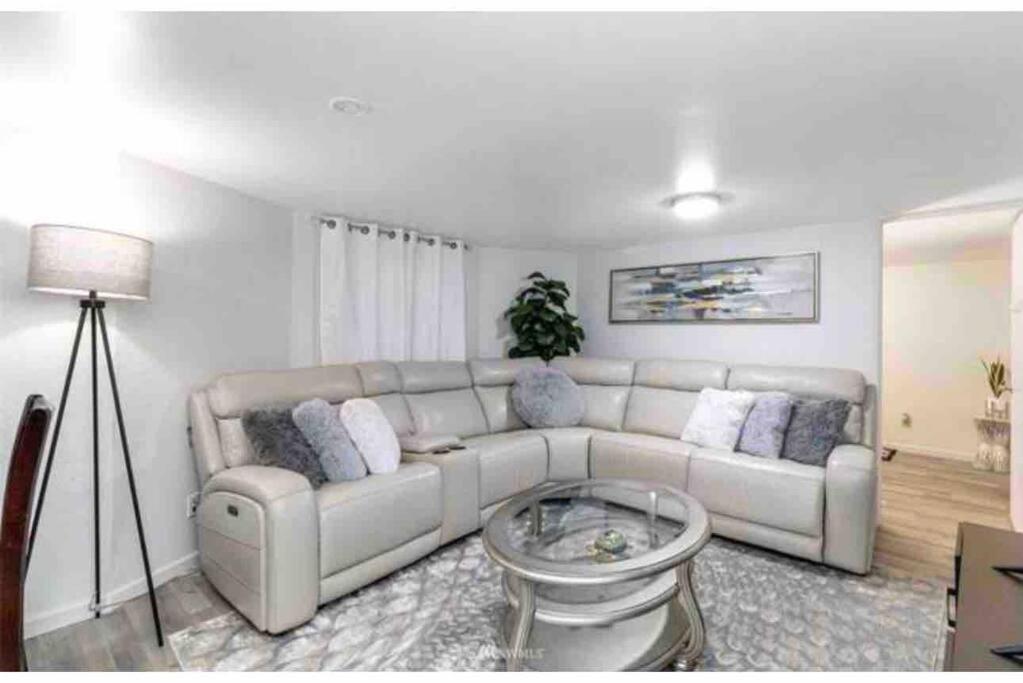 Villa St1b Convenient Downtown Closeby *