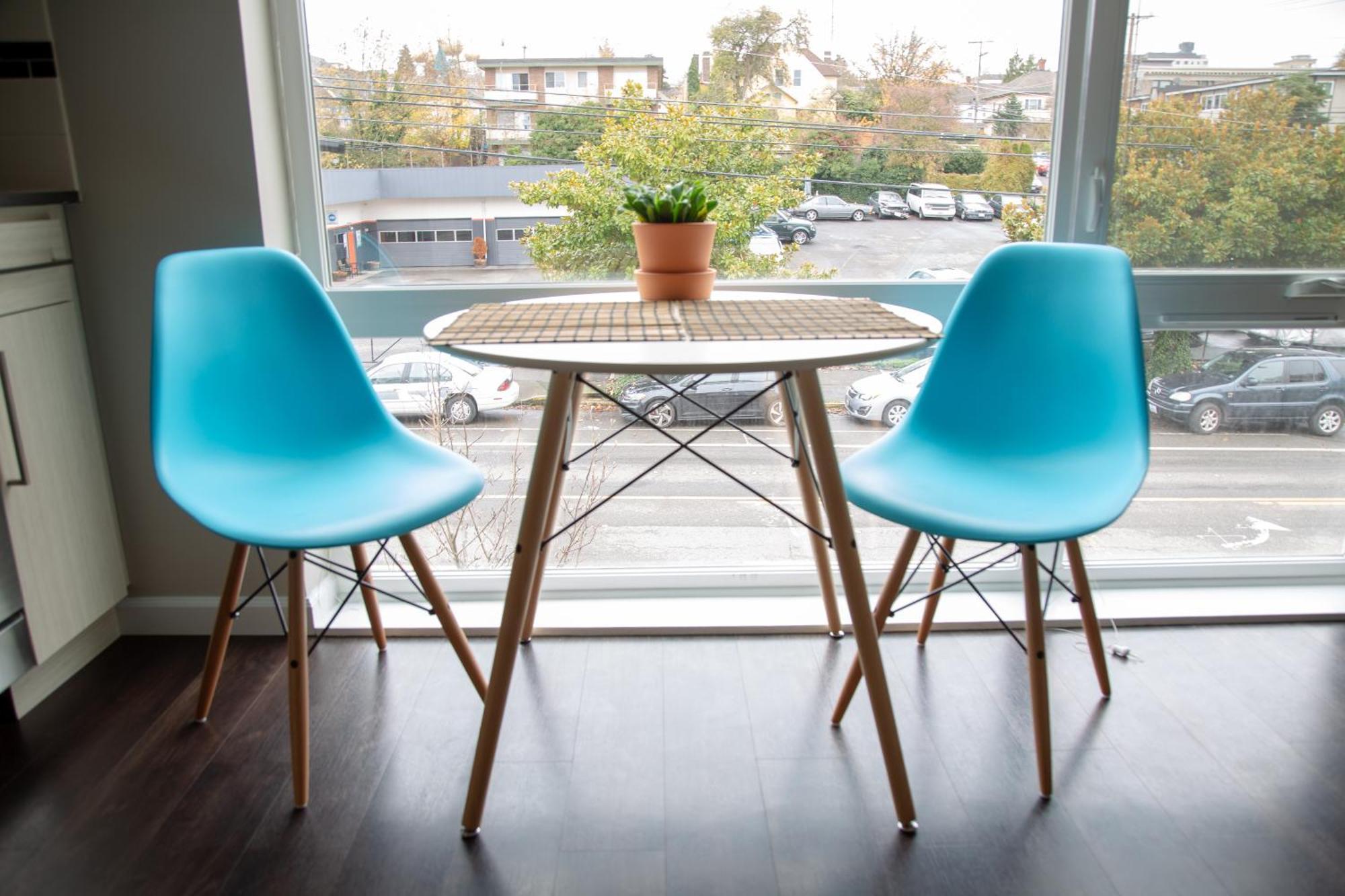 Apartment Capitol Hill Modern With Free Parking! Seattle