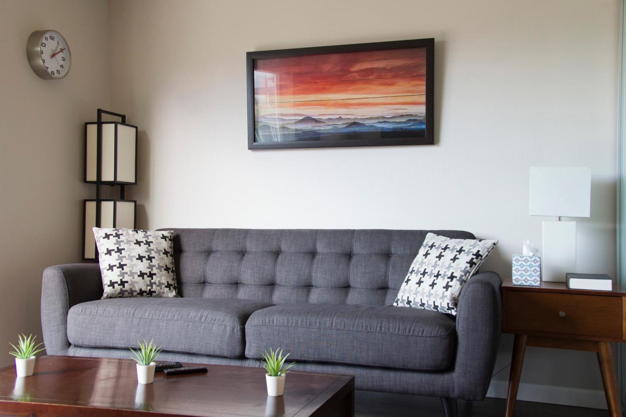 Amazing Capitol Hill With Free Parking!