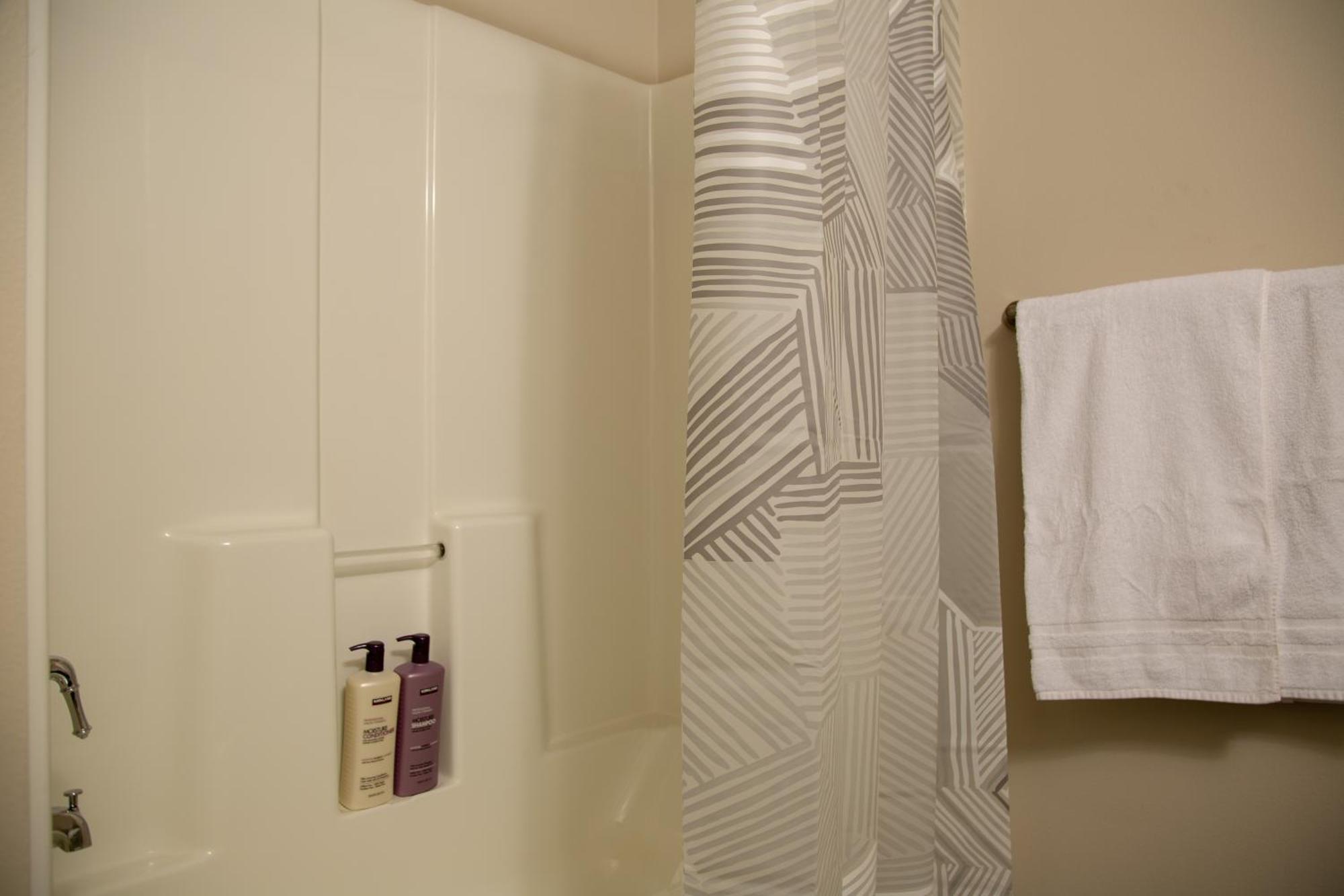 Capitol Hill Modern With Free Parking! Apartment Seattle