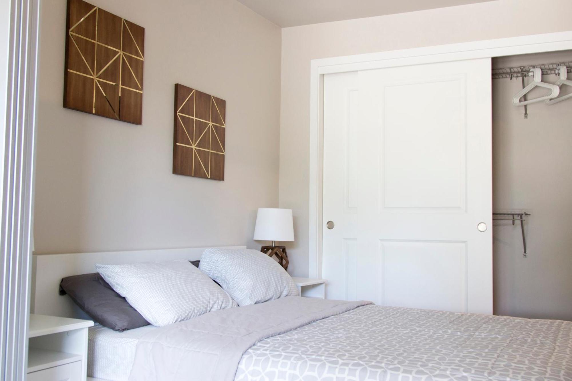 Amazing Capitol Hill With Free Parking!