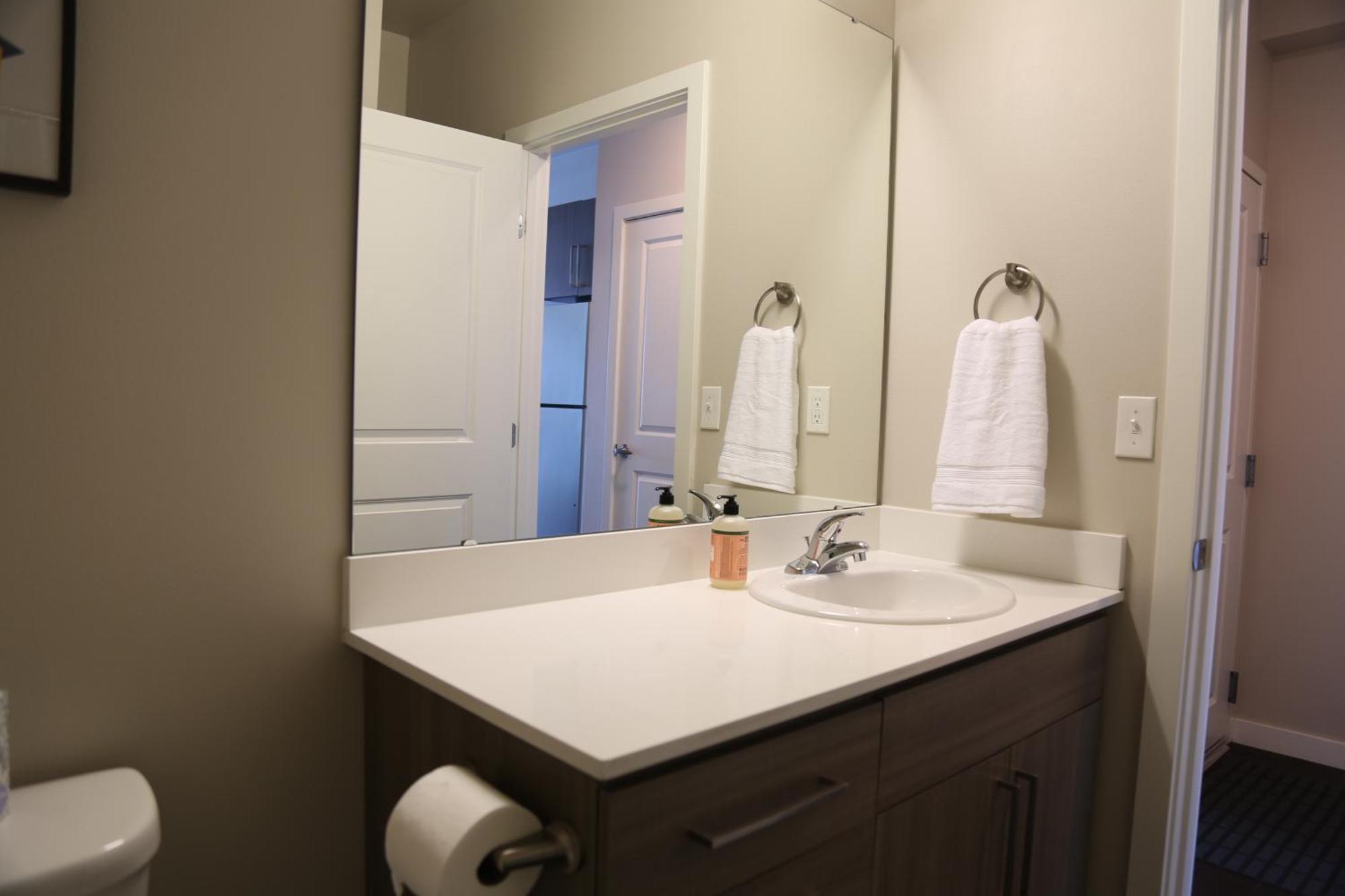 Queen Anne Retreat - 1 Blk From Cpa - Free Parking Seattle