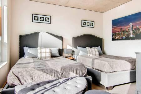 Speechless In - #1 Location - 2br - Free Parking - Vr1 Apartment