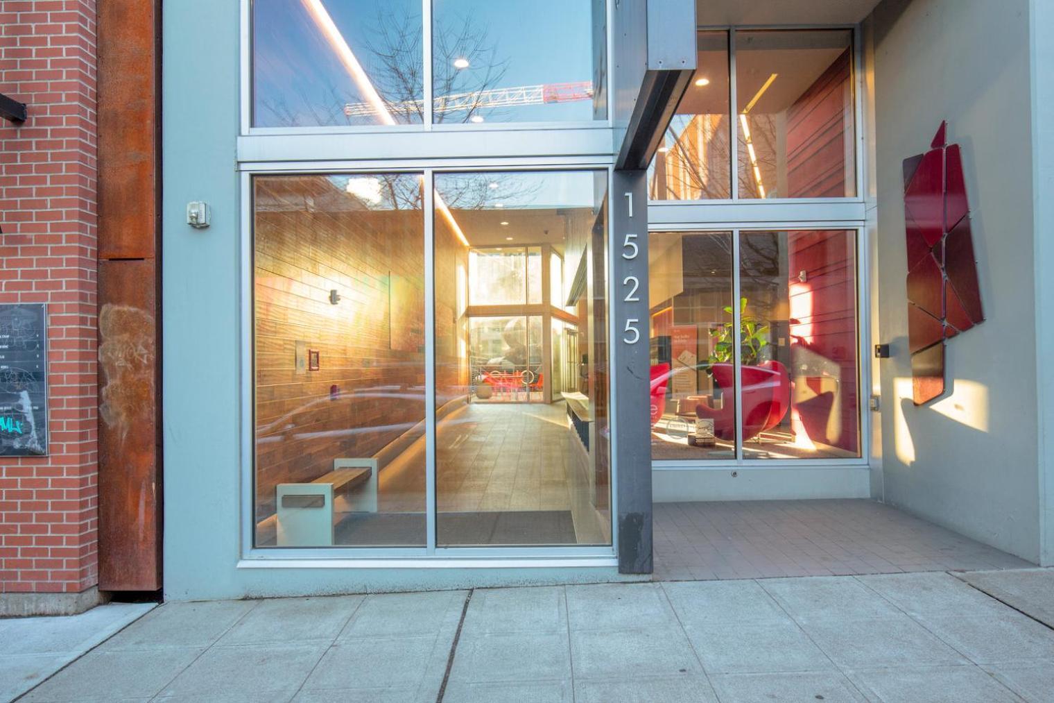 Capitol Hill 2br W Wd Gym Roof Nr I-5 Sea-478 Seattle