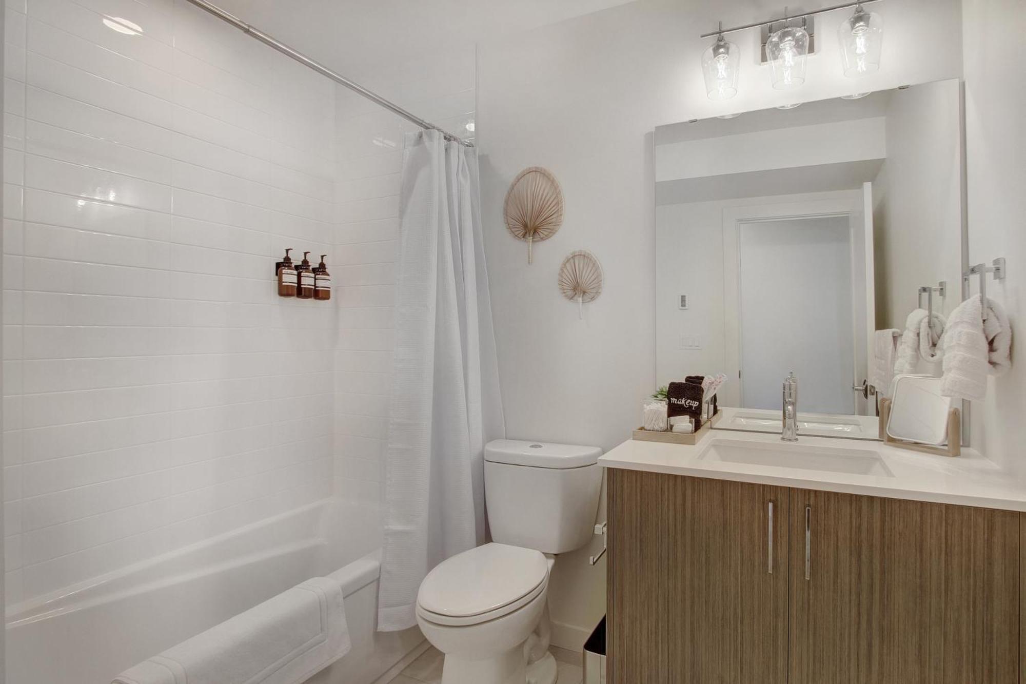 Gorgeous New Townhome On Capitol Hill, Close To Everything! Seattle