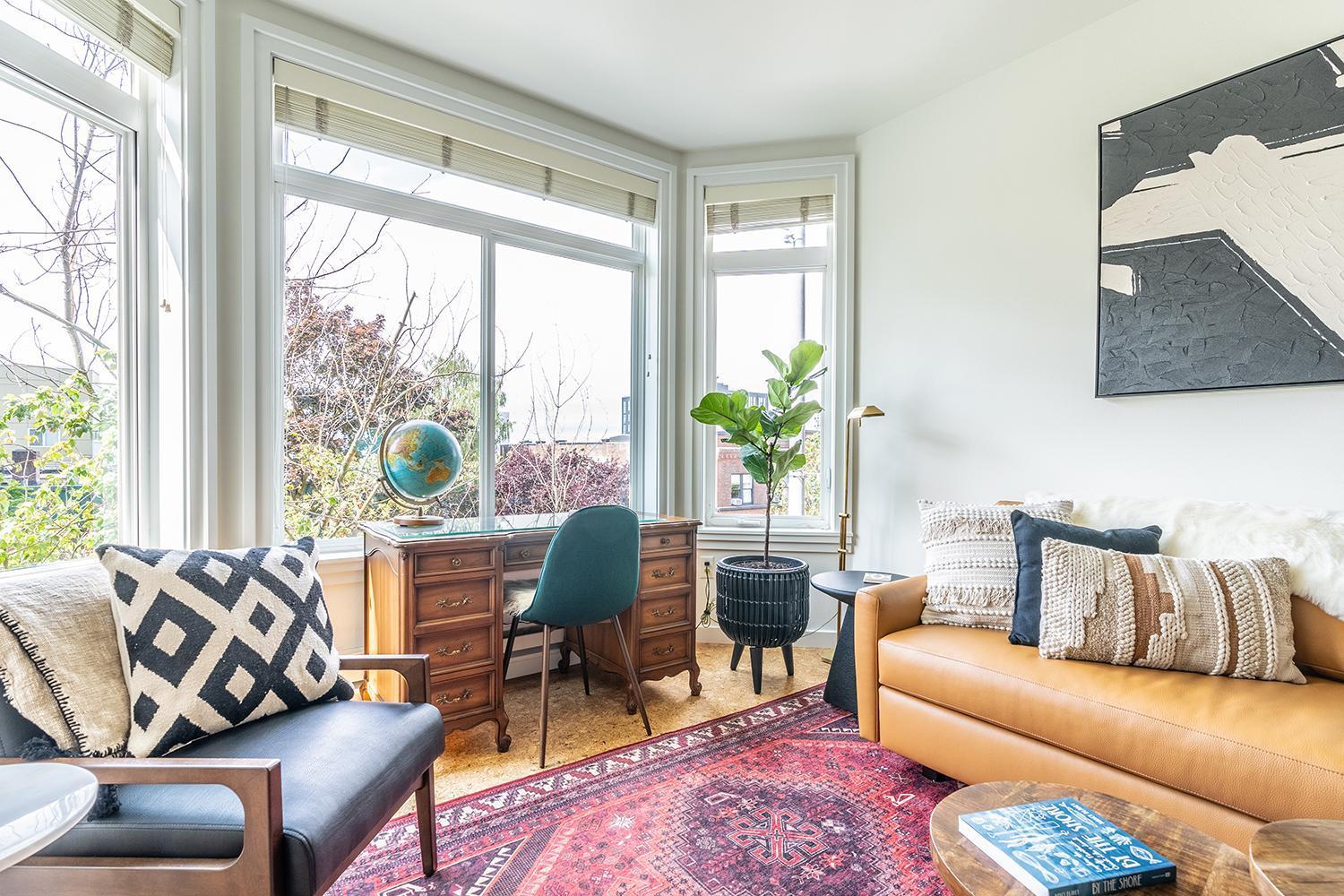 Among The Trees: In Belltown W/parking! * Seattle