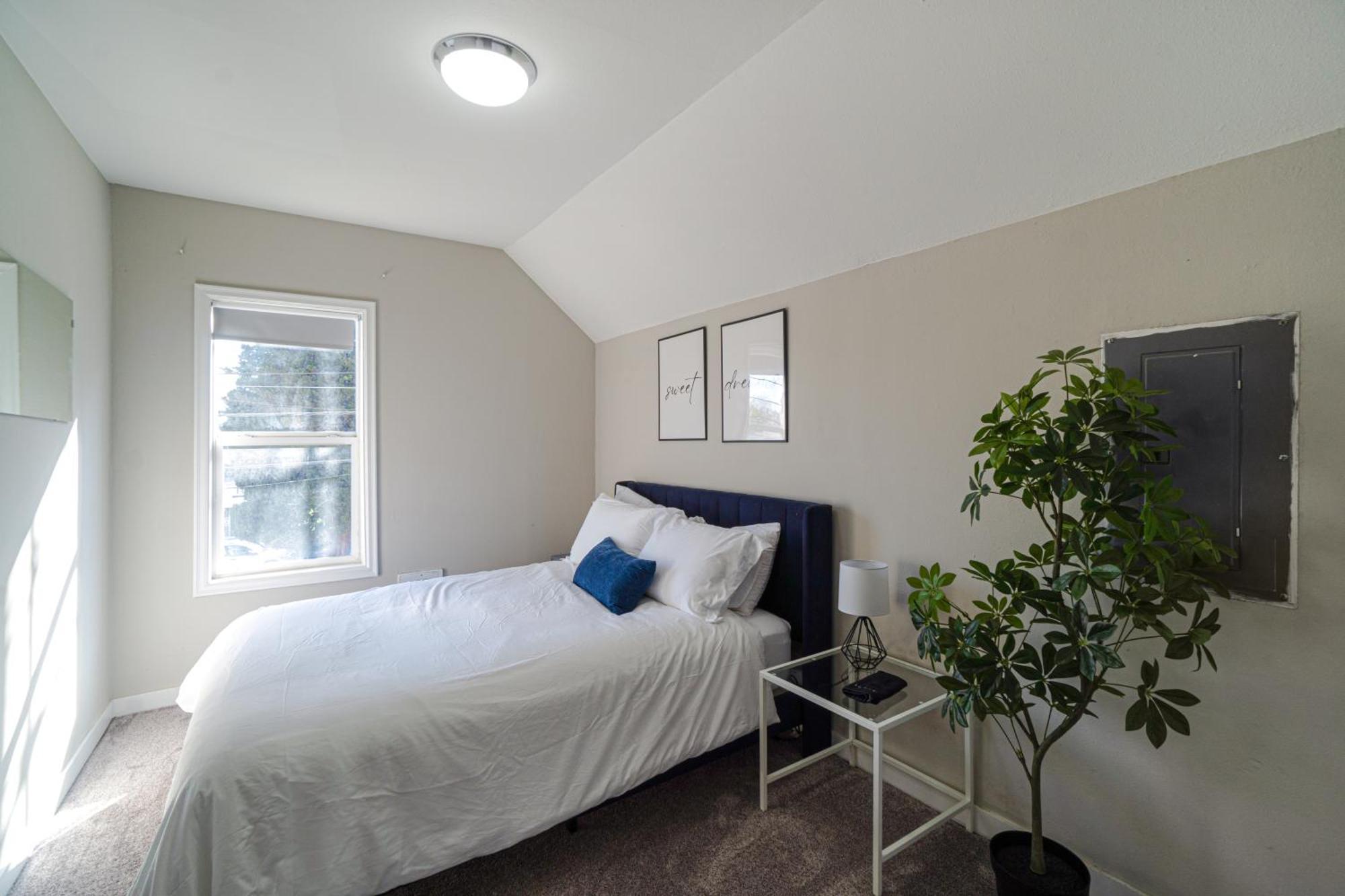 Perfect Workation Spot, Fast Wi-fi, Fully Stocked Apartment