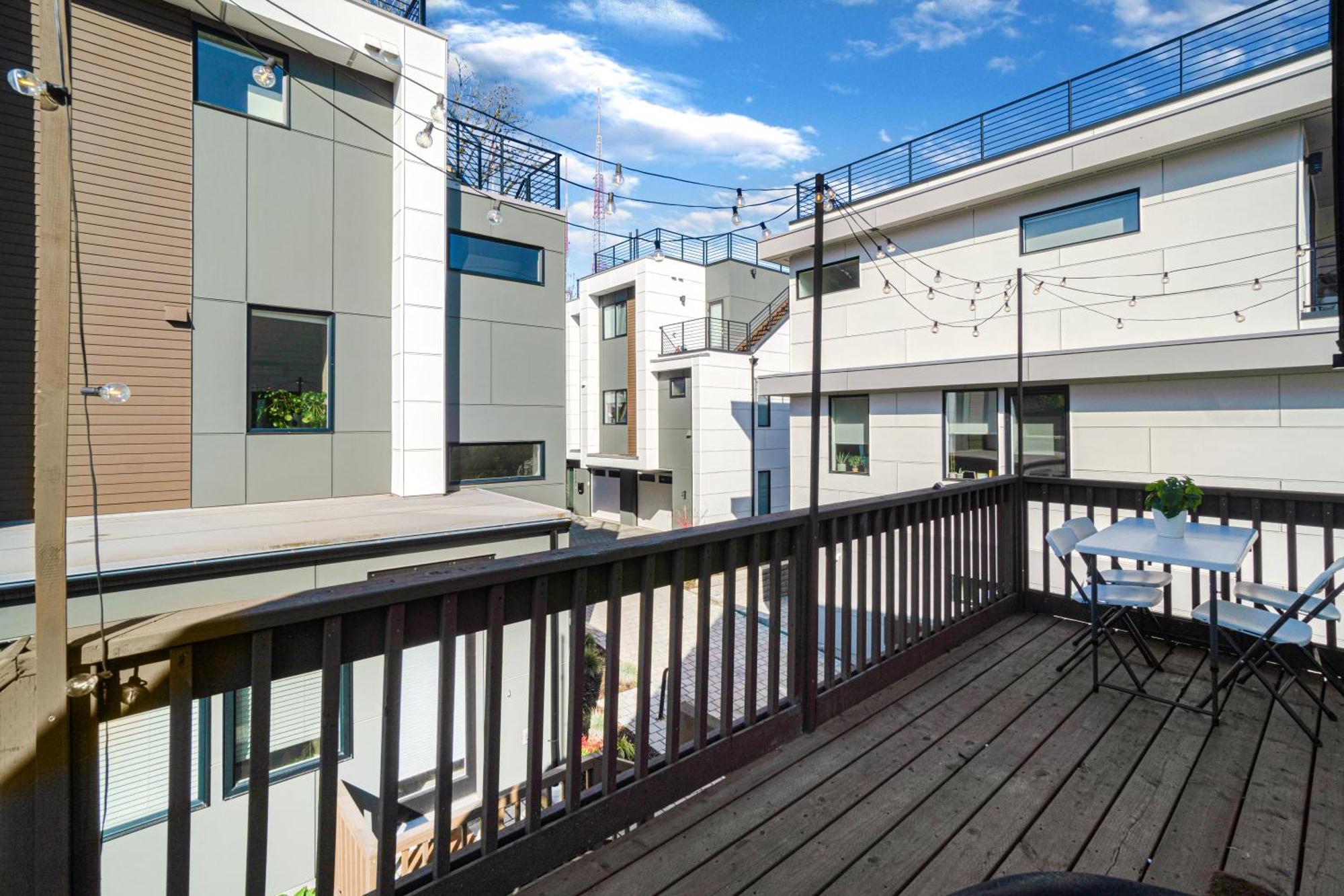 Apartment Perfect Workation Spot, Fast Wi-fi, Fully Stocked