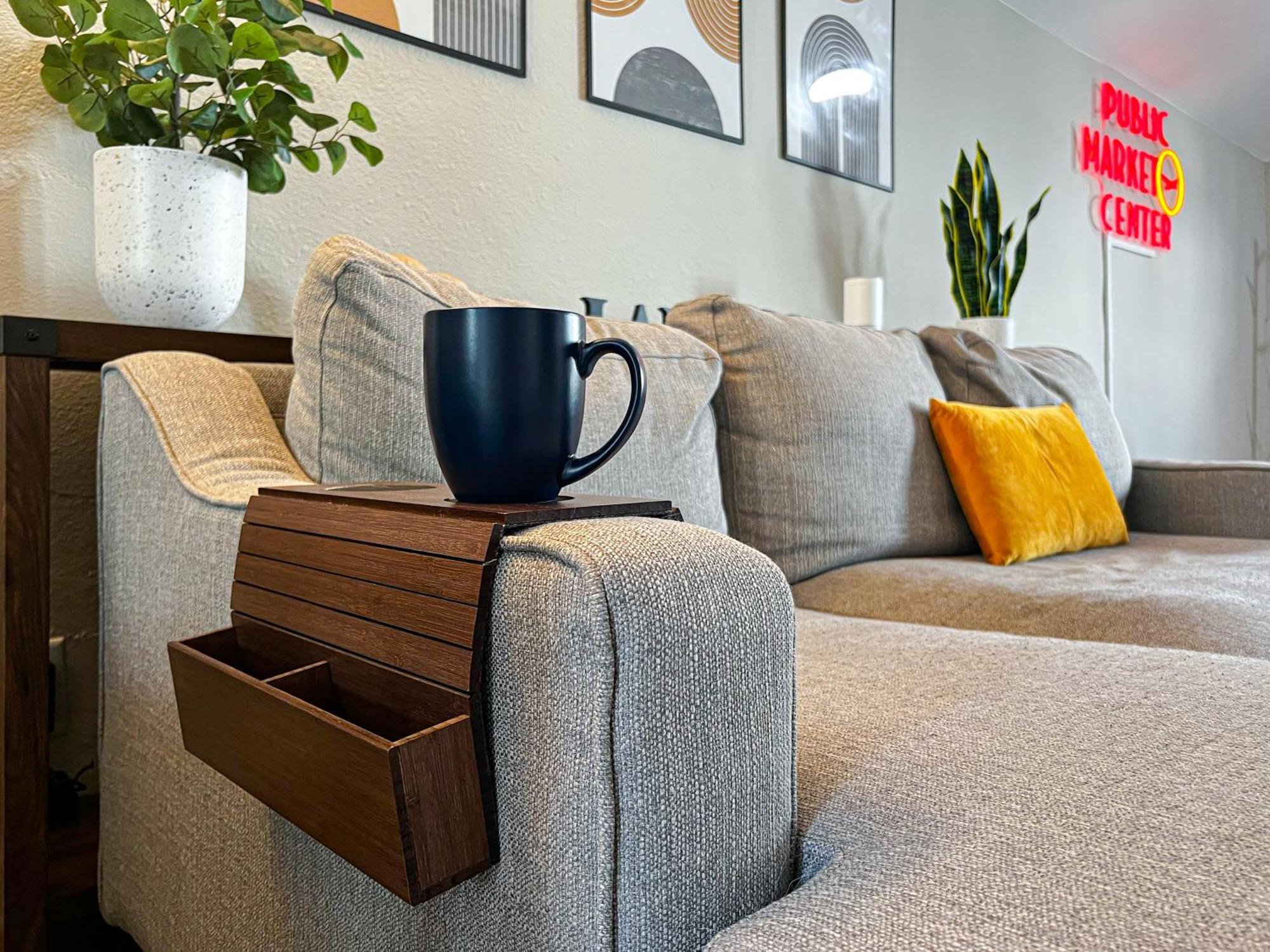 Apartment Perfect Workation Spot, Fast Wi-fi, Fully Stocked *
