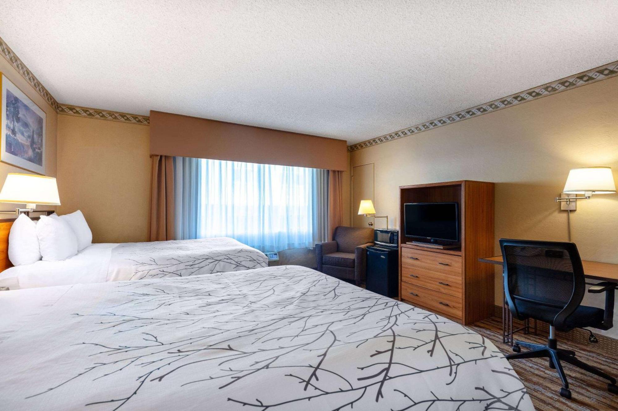 Travelodge By Wyndham By The Space Needle 2*