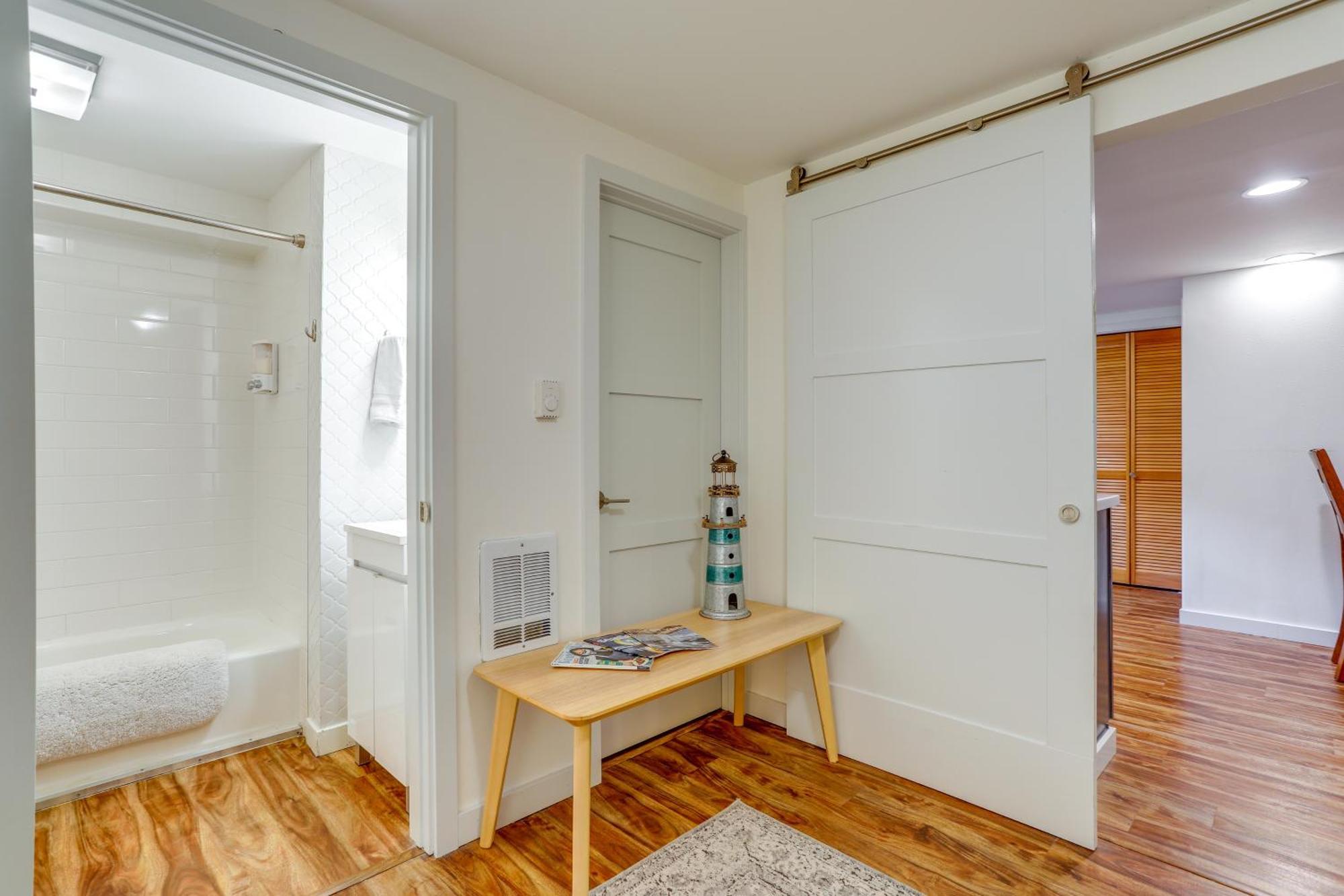 Bright And Beautiful Apt, 6 Mi To Dtwn Seattle! *