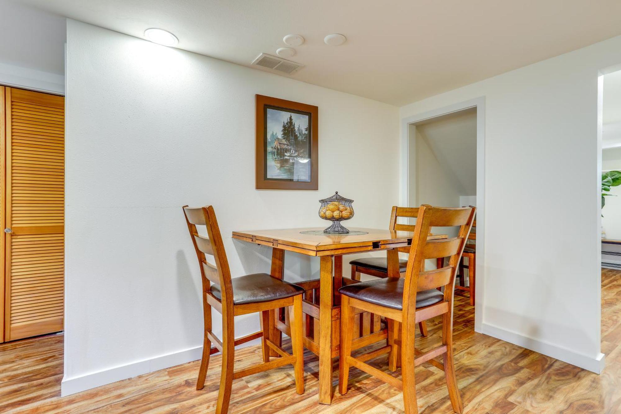 Bright And Beautiful Apt, 6 Mi To Dtwn Seattle! *