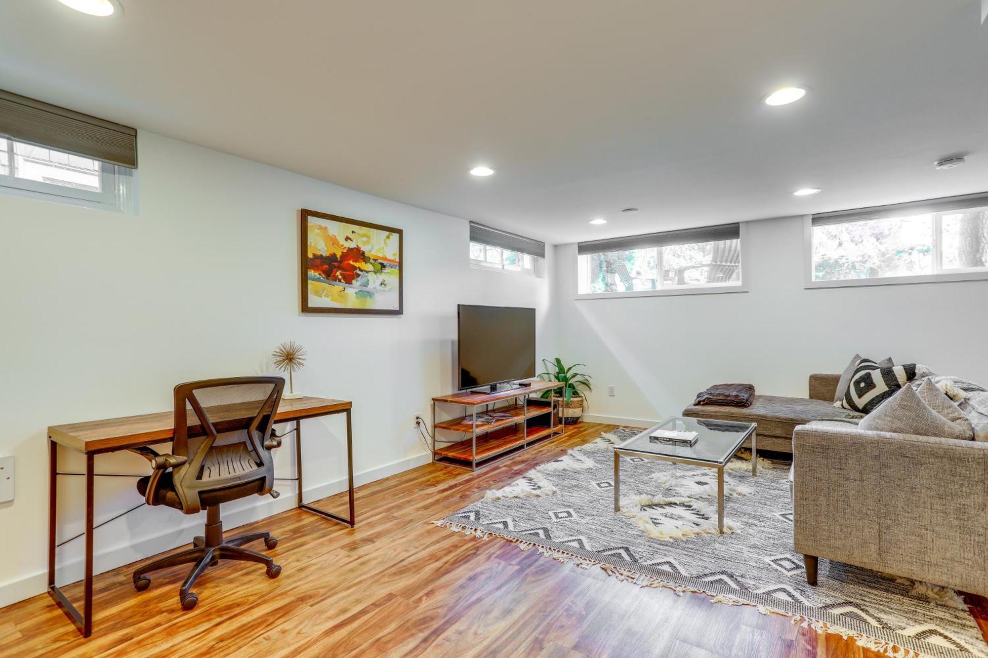 Bright And Beautiful Apt, 6 Mi To Dtwn Seattle! *
