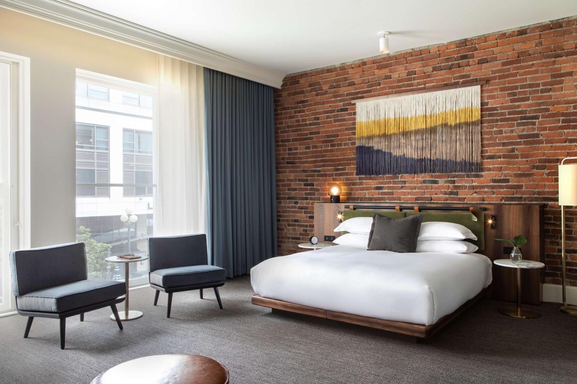 The Alexis Royal Sonesta Hotel 5*