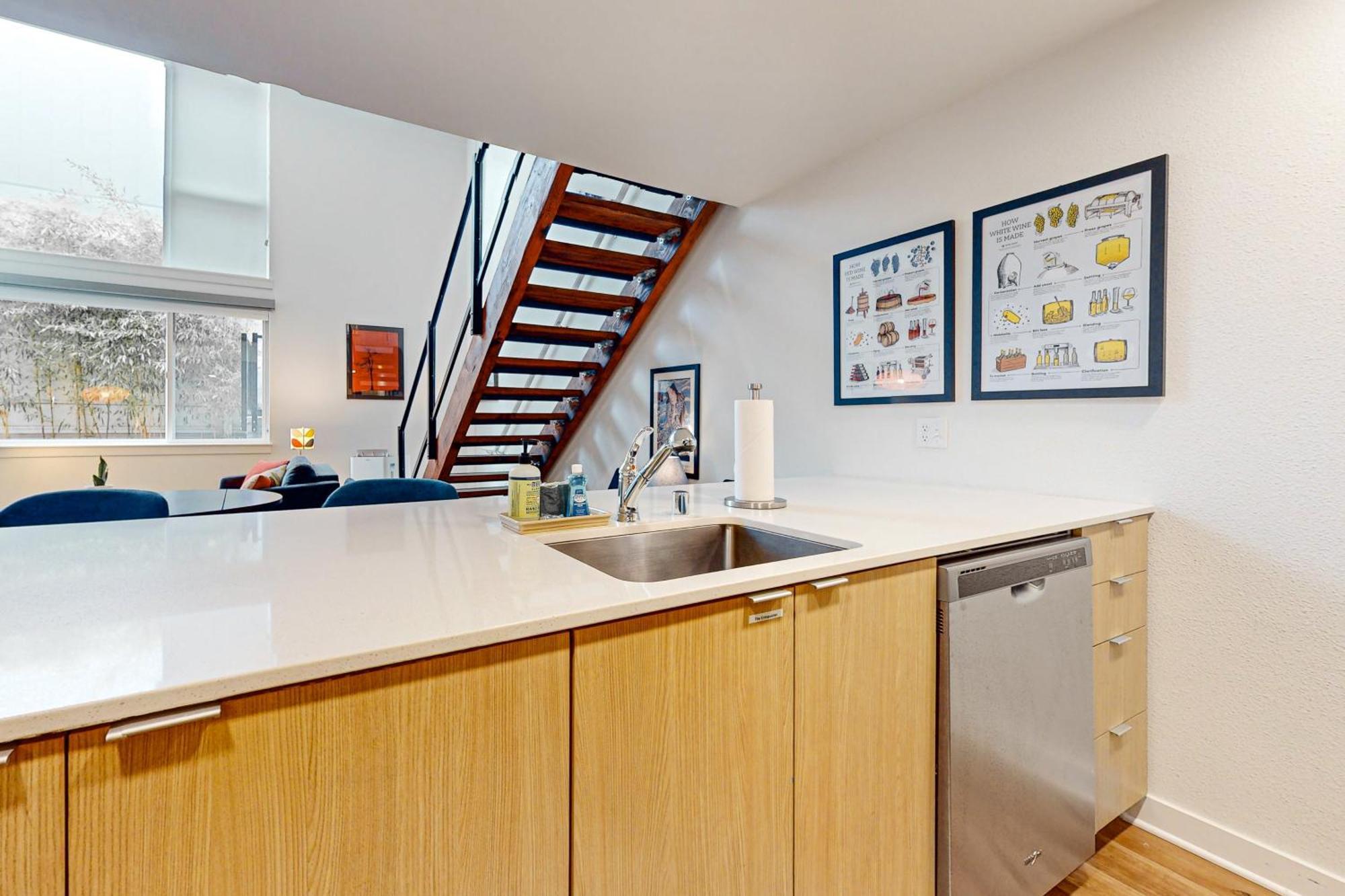Loft * Seattle