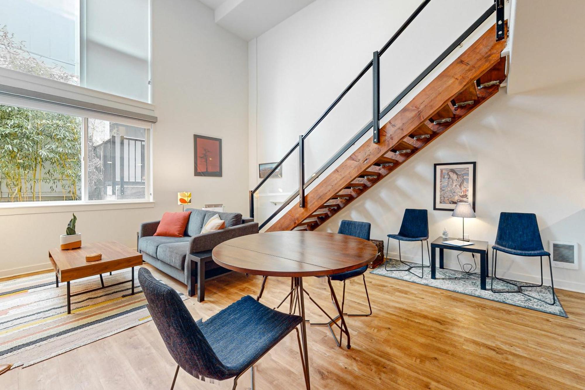 Apartment Loft *