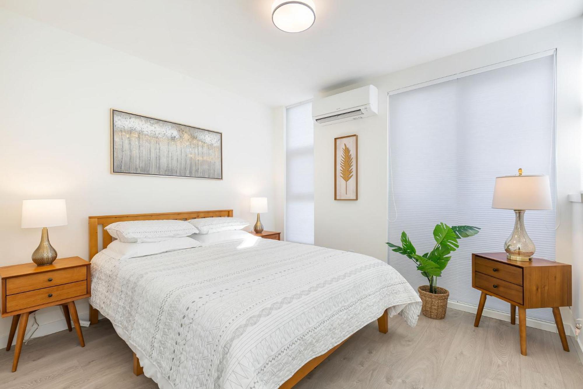 2br 2ba Capitol Hill Cozy Haven- Rooftop Seattle