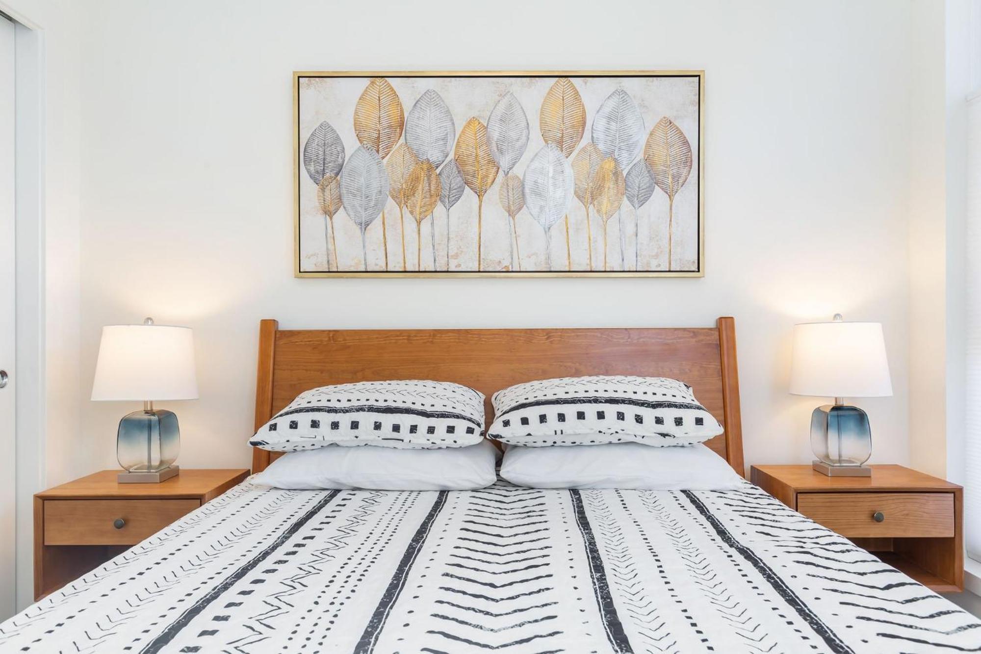 2br 2ba Capitol Hill Cozy Haven- Rooftop Holiday home *
