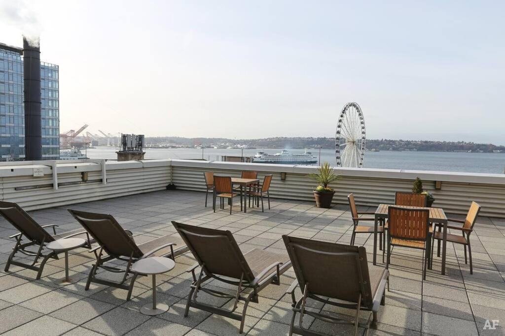 Waterfront Oasis In The Heart Of Downtown Apartment *