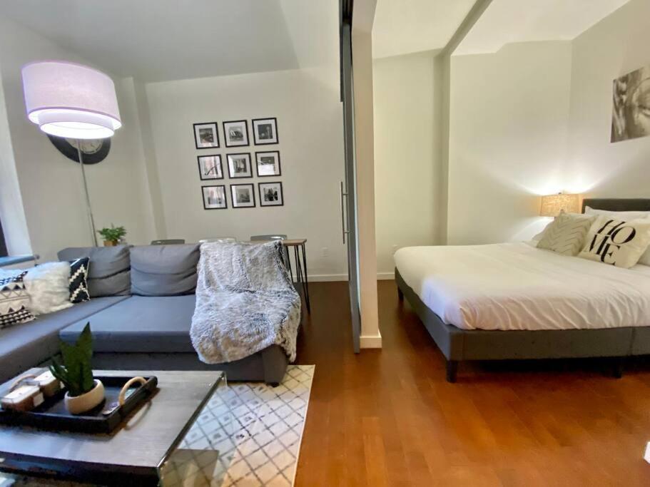 Waterfront Oasis In The Heart Of Downtown