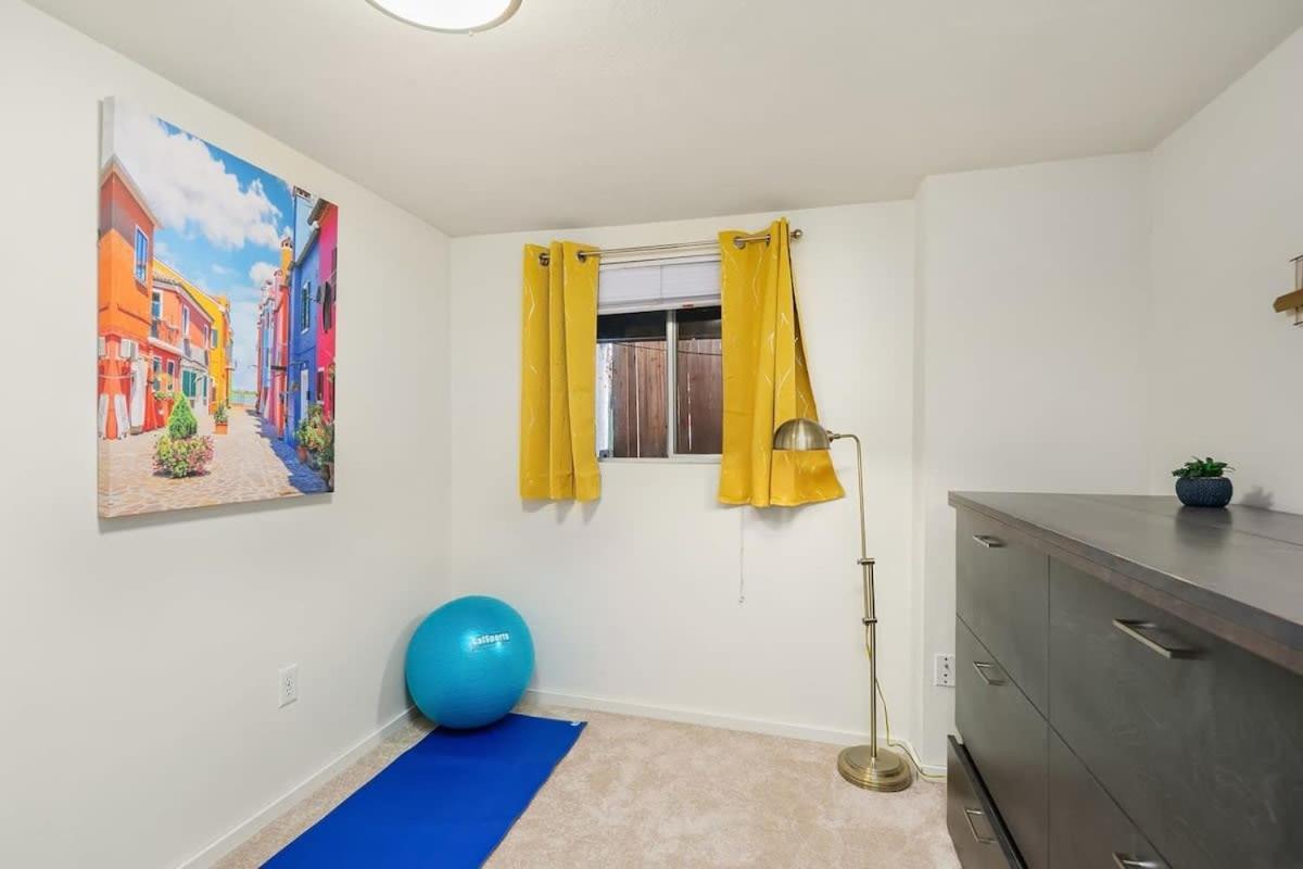 Cozy Getaway Yard House With Bbq - Uw - Children Hospital Holiday home