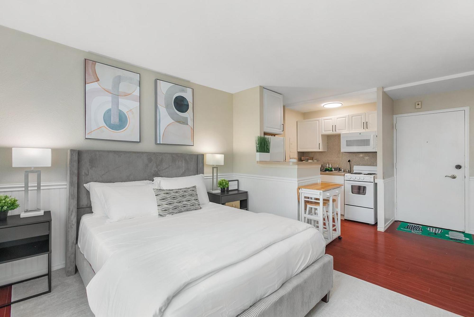 Apartment Elektra Muse W/ Views - Walker's Paradise Seattle