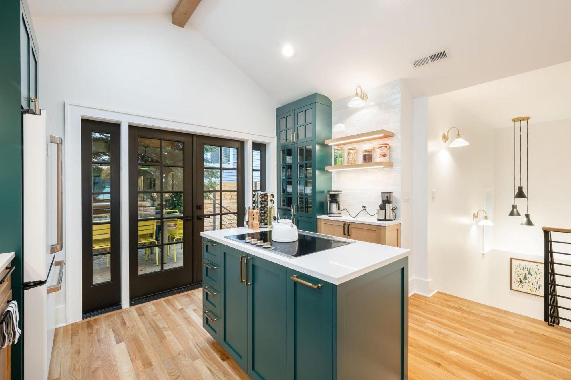 Emerald By Betterstay Holiday home