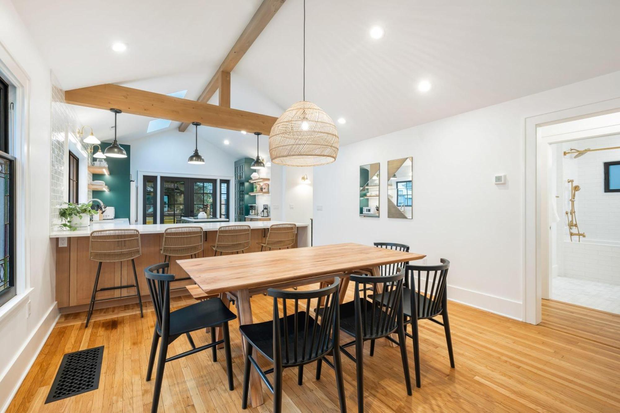 Emerald By Betterstay Holiday home