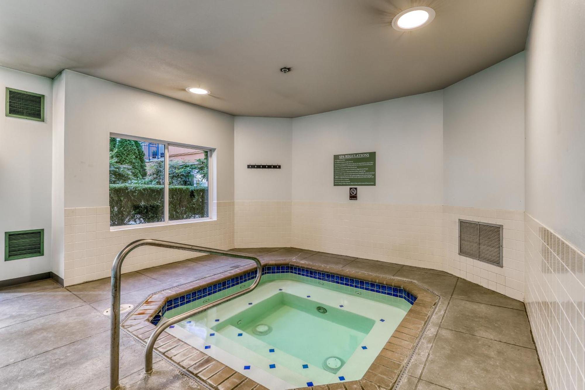 Apartment Belltown Court Iii *