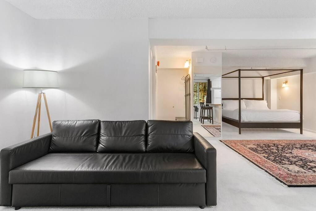 Starlit Cozy In Elektra With Roof Decks Apartment Seattle