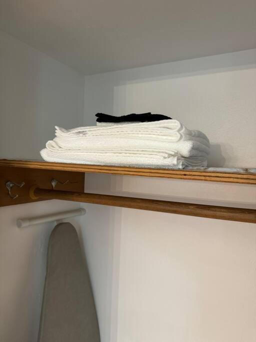 Apartment Entire 3 Bds 2 Bats Seattle