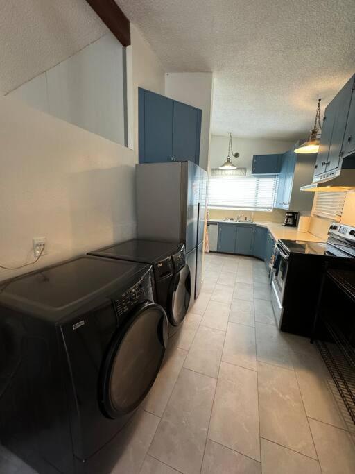 Apartment Entire 3 Bds 2 Bats Seattle