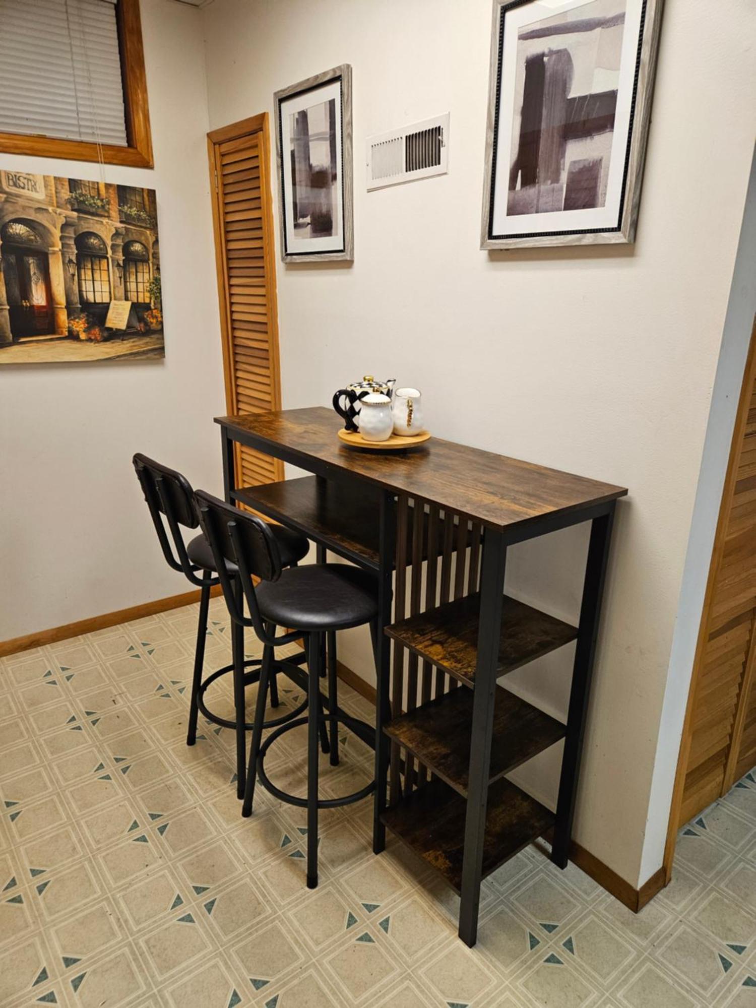 Furnished 1br With Equipped Office- North Apartment