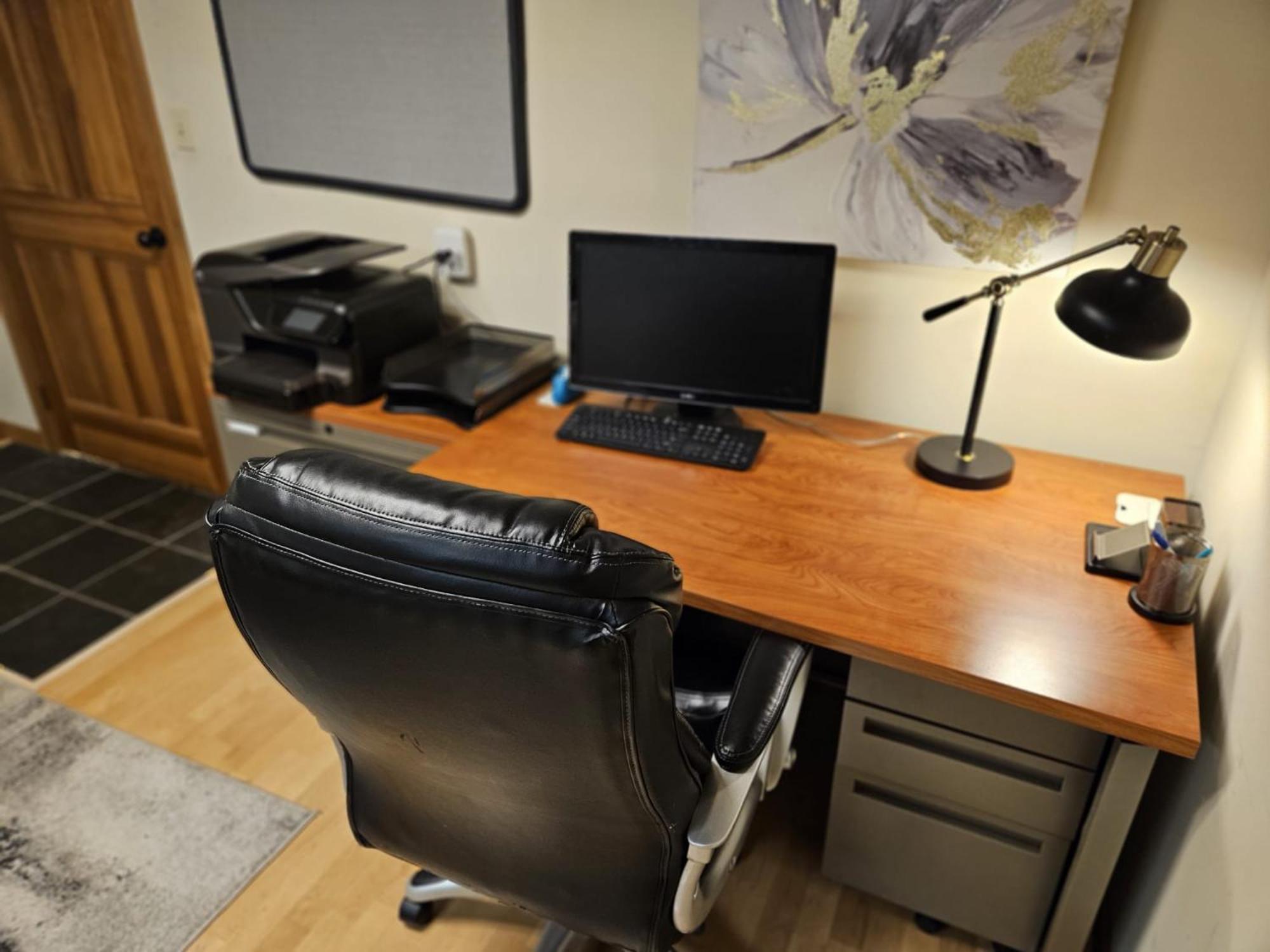 Apartment Furnished 1br With Equipped Office- North
