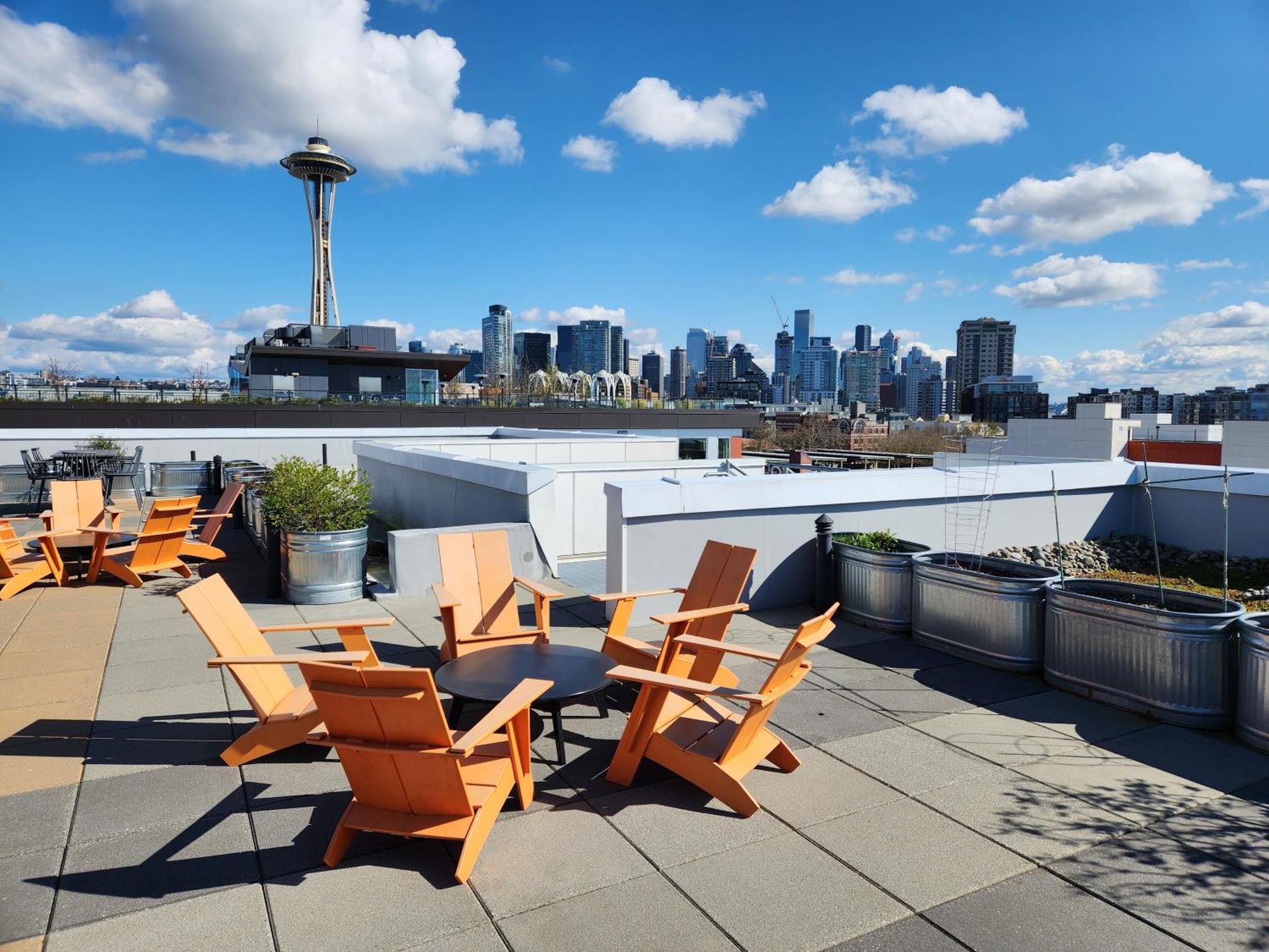 Queen Anne Retreat - 1 Blk From Cpa - Free Parking Apartment *
