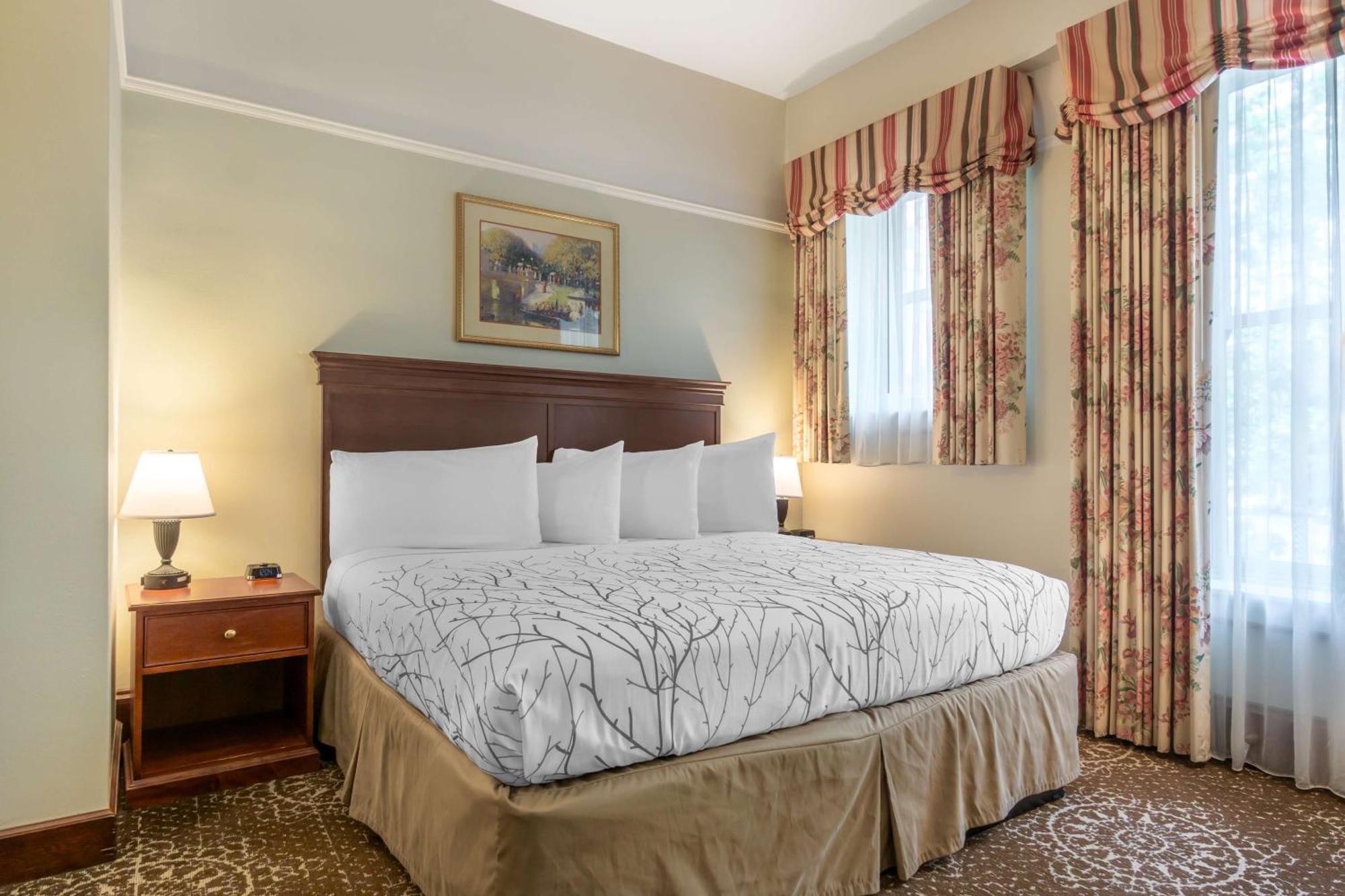 Western Pioneer Square Downtown 3*