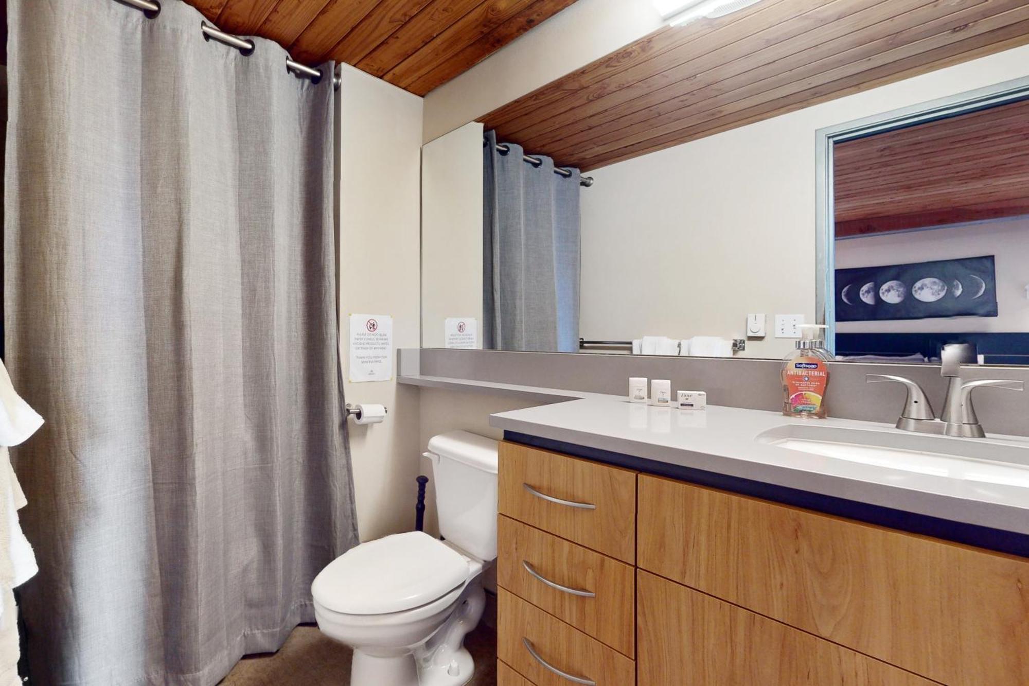 19th Avenue Lofts Unit 213 Seattle